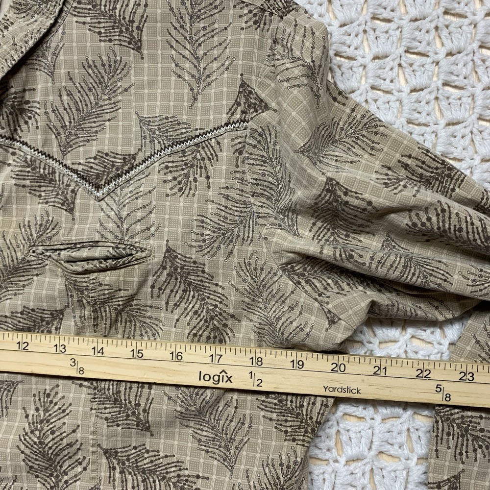 The North Face Women's L Beige Pearl Snap Long Sleeve All Over Print Embroidery - Picture 8 of 11